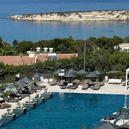 Ξενοδοχείο Crown Horizon (adults Only) 4*