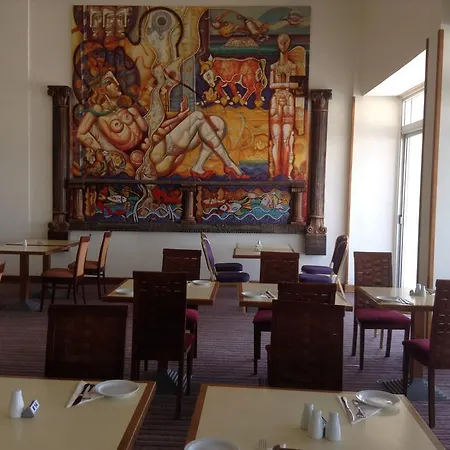 Crown Horizon (adults Only)