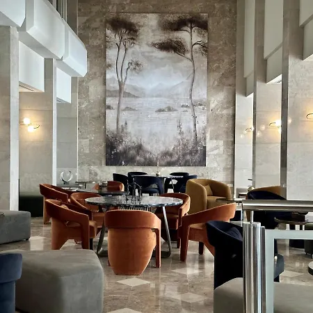 Crown Horizon (adults Only) 4*