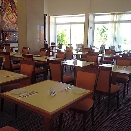 Crown Horizon (adults Only)
