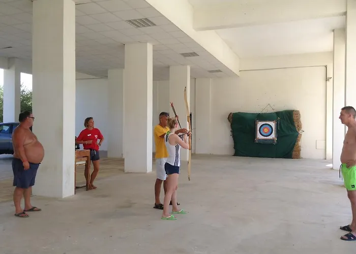 Crown Horizon (adults Only)